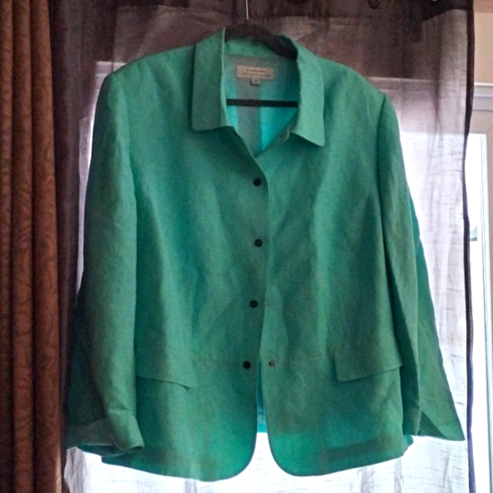 Tahari jacket 24w aqua light colored lightweight